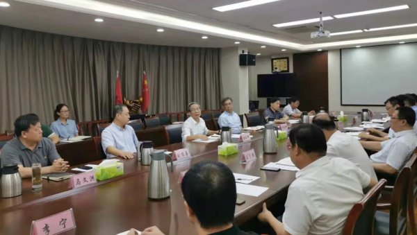 交投集团召开党委会专题研究落实违规电动三轮四轮车管理工作