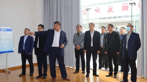 省邮政公司韩广岳一行到金茂源物流园区参观考察